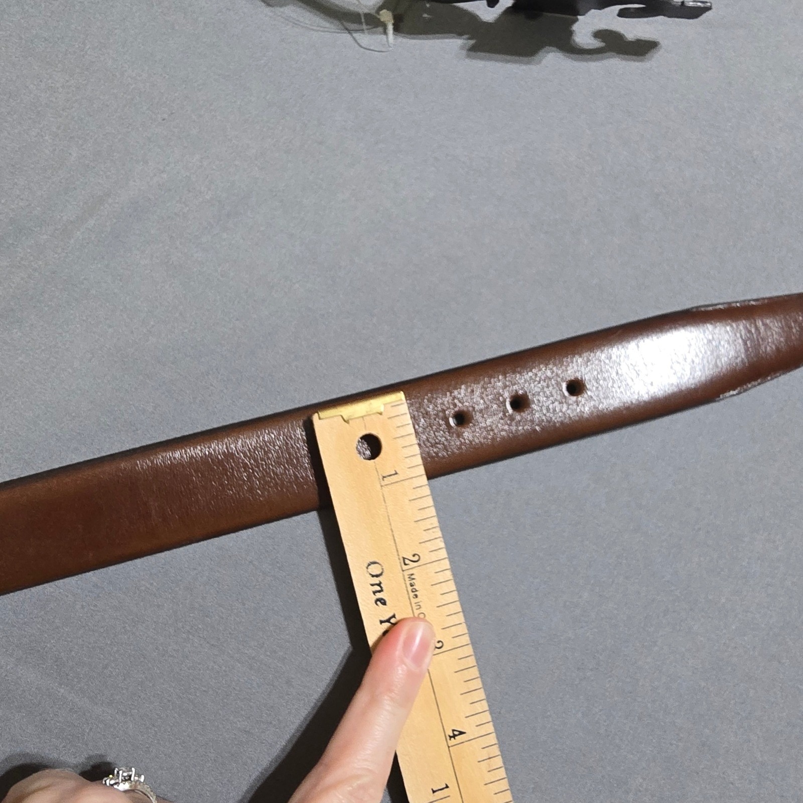 Trafalgar Dress Belt Mens 40 Brown Leather Gold Buckle Made In Usa 3173059 — image 2 of 4